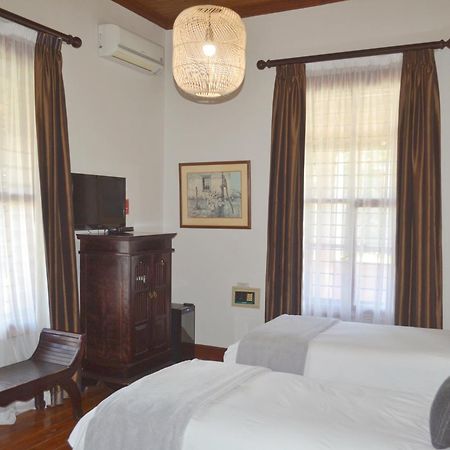 Old House Lodge Beaufort Wes Buitenkant foto