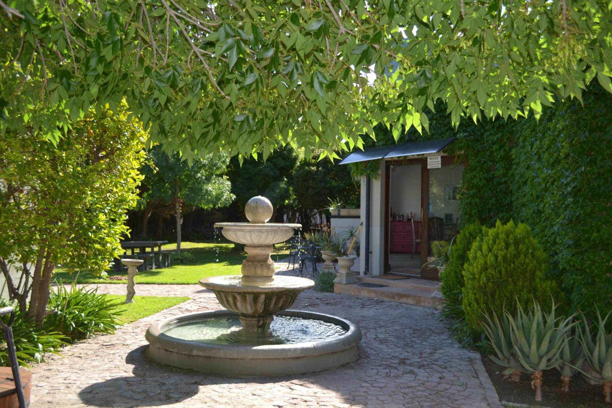 Old House Lodge Beaufort Wes Buitenkant foto