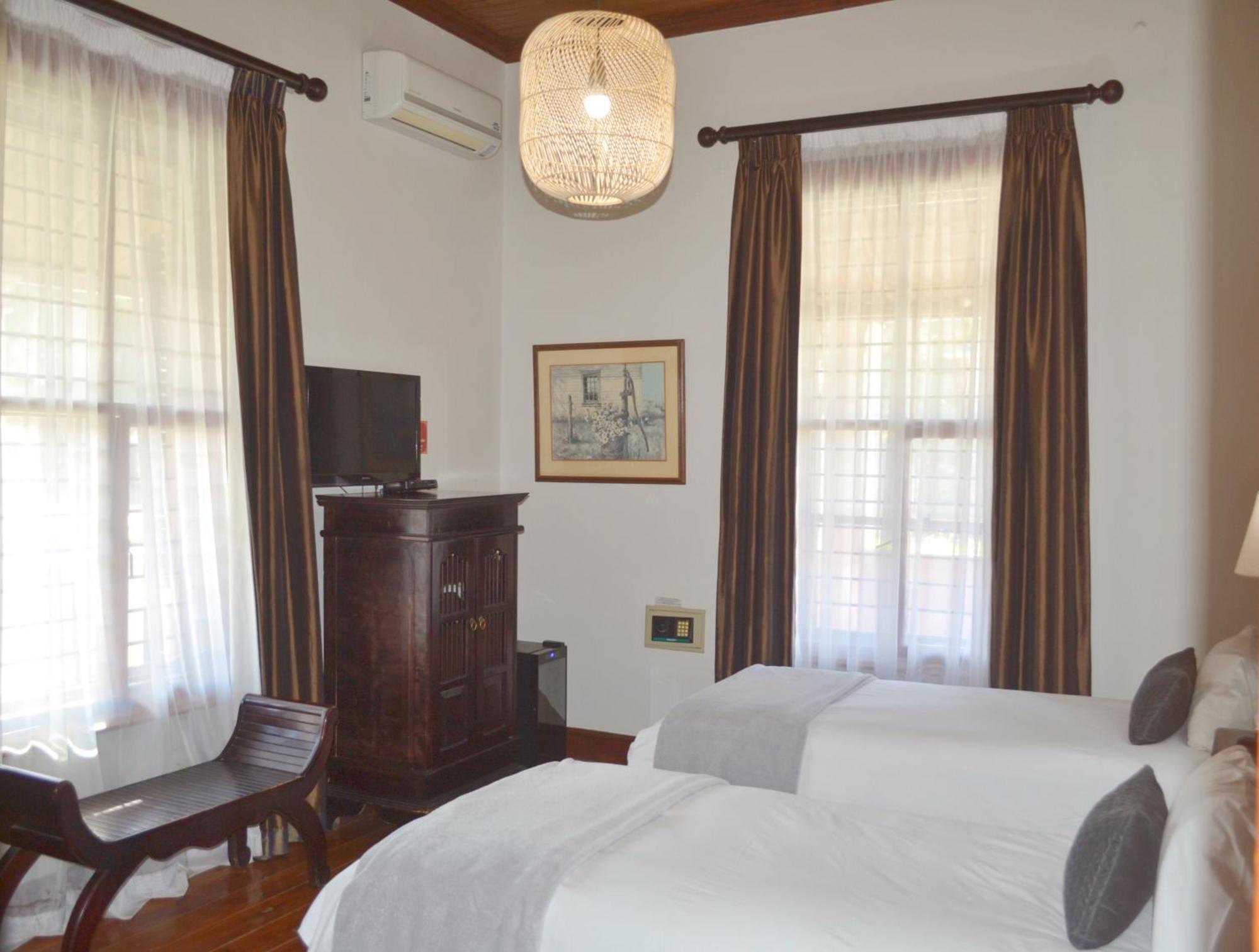 Old House Lodge Beaufort Wes Buitenkant foto